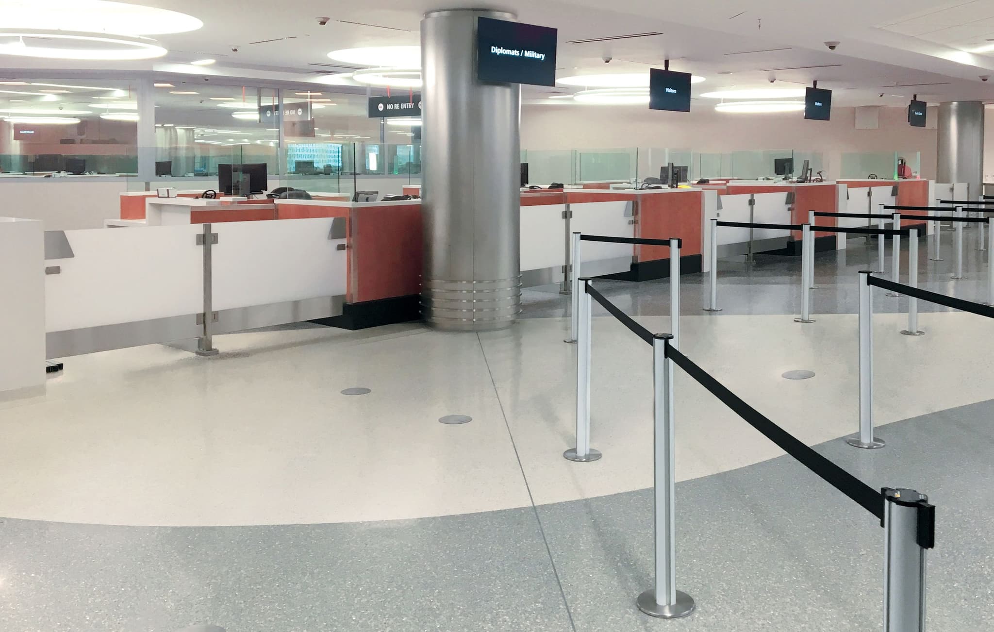 Locking Architectural Partition Wall gates control access in the Federal Inspection Services area of San Diego International Airport.