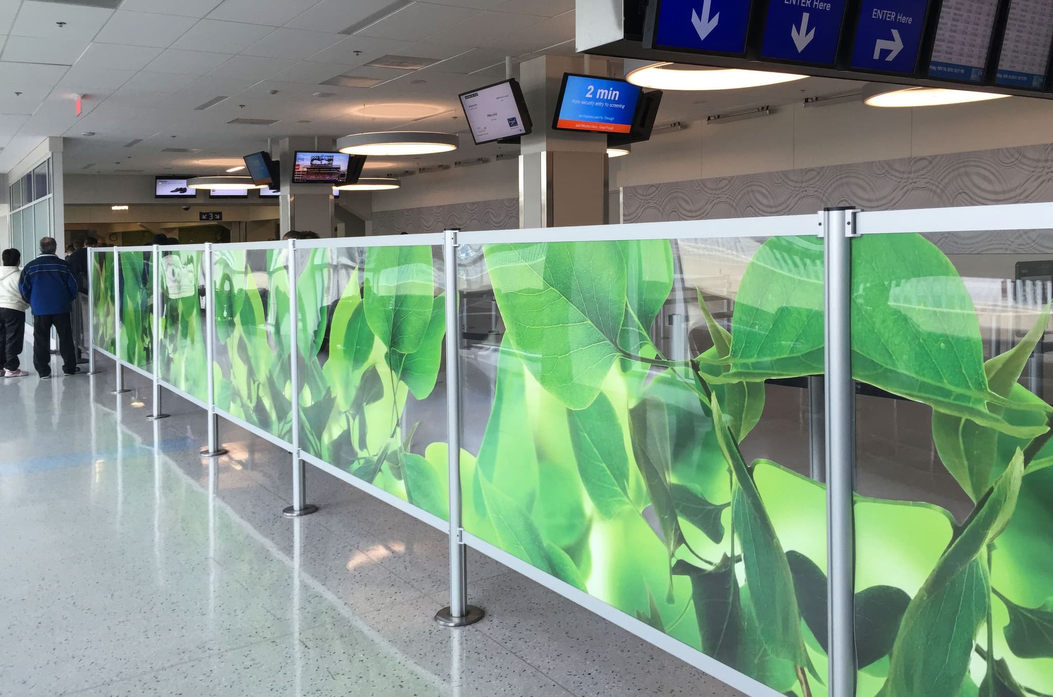 Partition posts in an airport queue