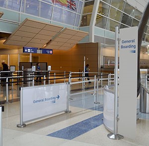 10 Ways to Use Signage to Improve Customer Flow