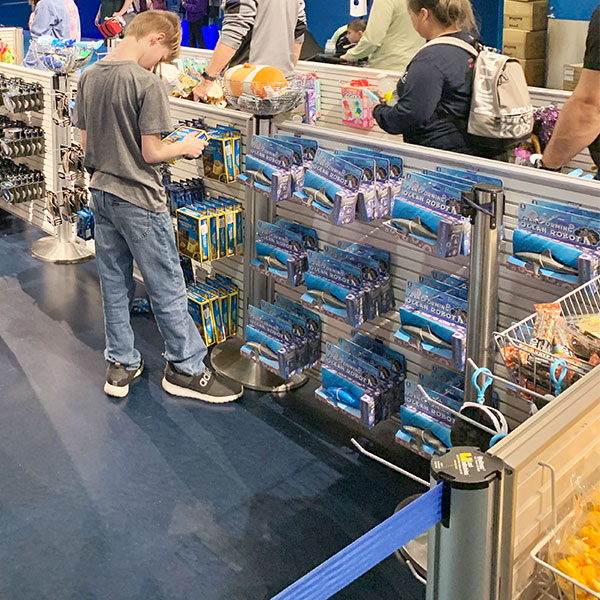 Checkout queue merchandising at Georgia Aquarium