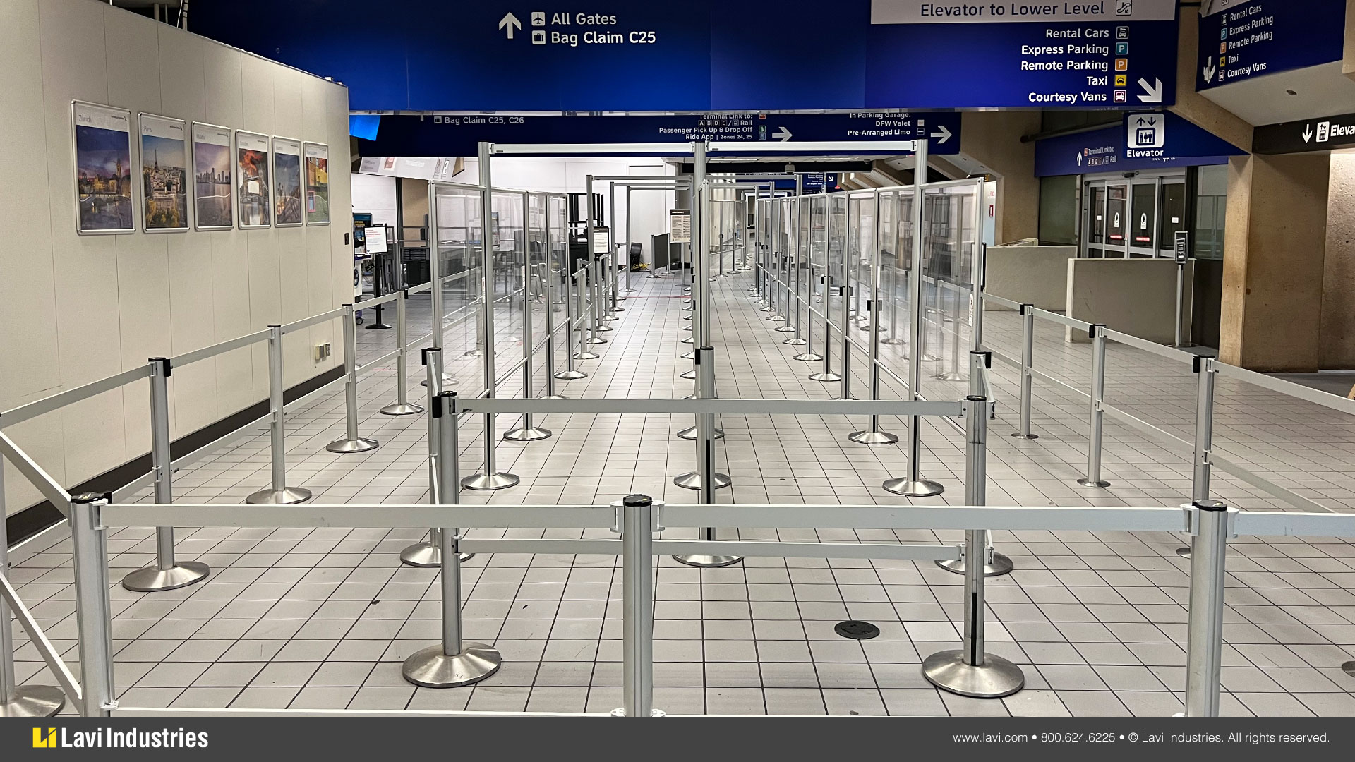 Airport,Queuing,SocialDistancing,Barriers,RigidRail,QueueGuard,Stanchions