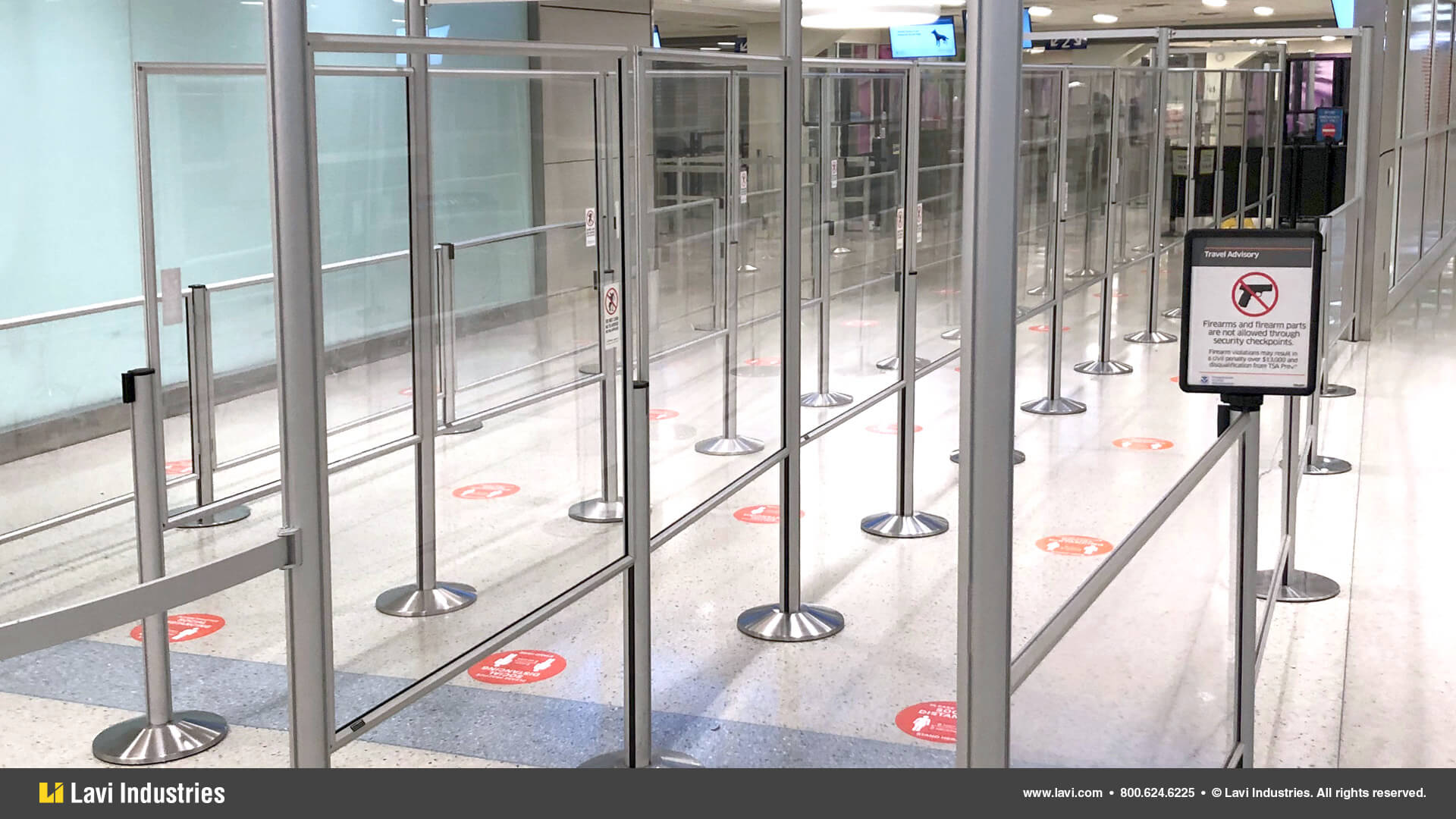 Airport,Barriers,Queuing,Security,SocialDistancing,QueueGuard,RigidRail,Stanchions