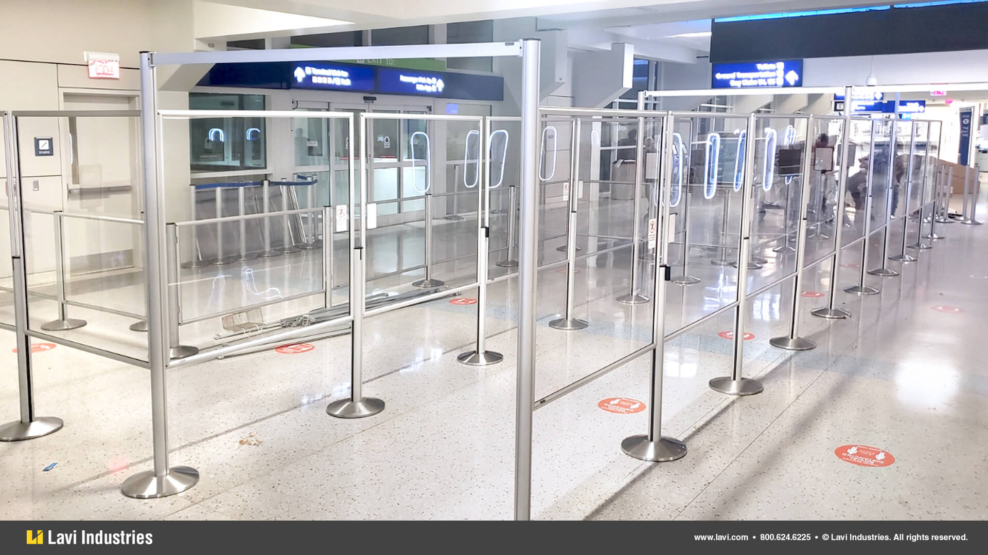 Airport,Barriers,Queuing,Security,SocialDistancing,QueueGuard,RigidRail,Stanchions