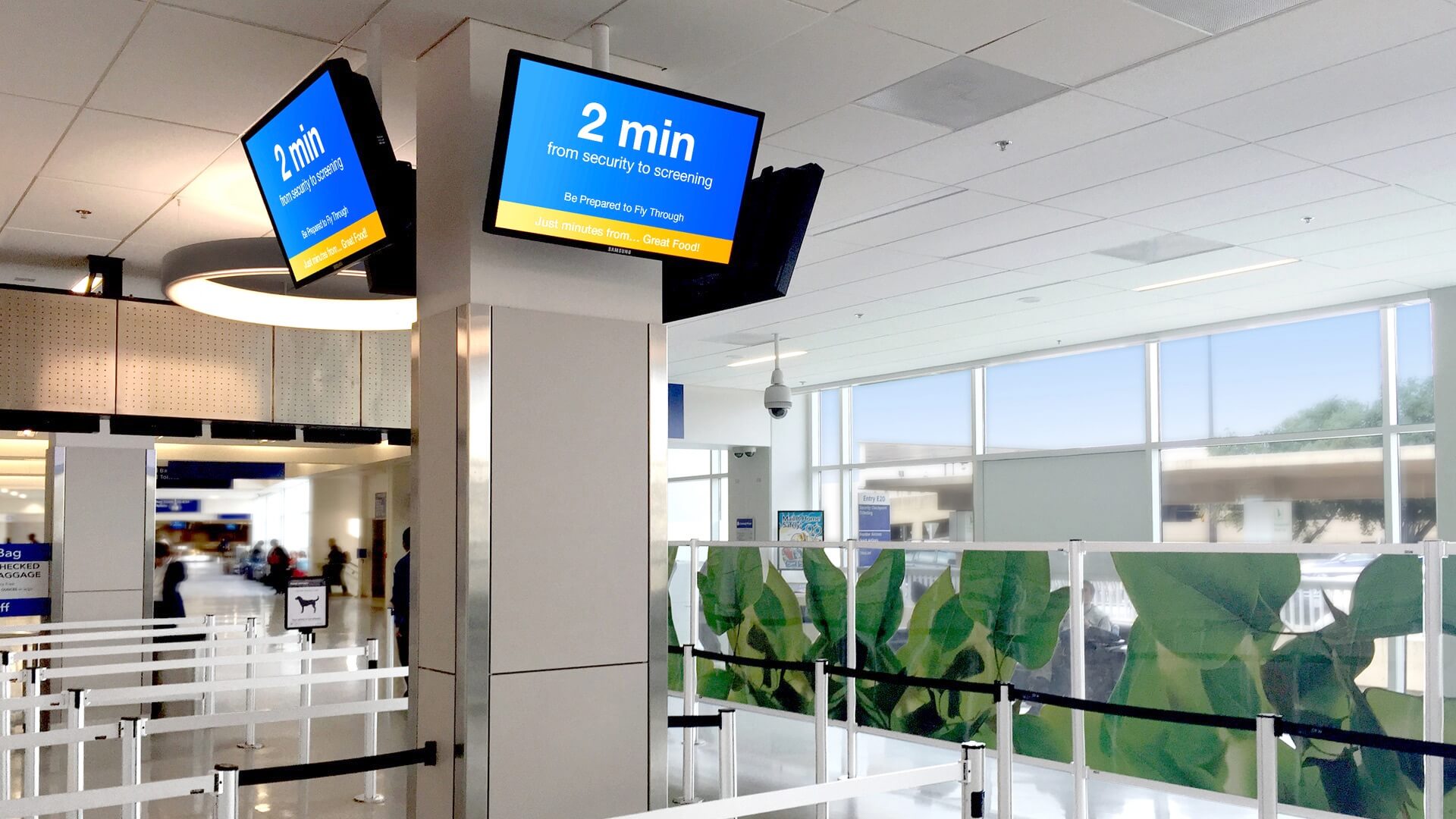 Airport,Queuing,Stanchions,RigidRail,MagneticBase,QtraciQ,Barriers,HingedFramePanels,Signage,Technology
