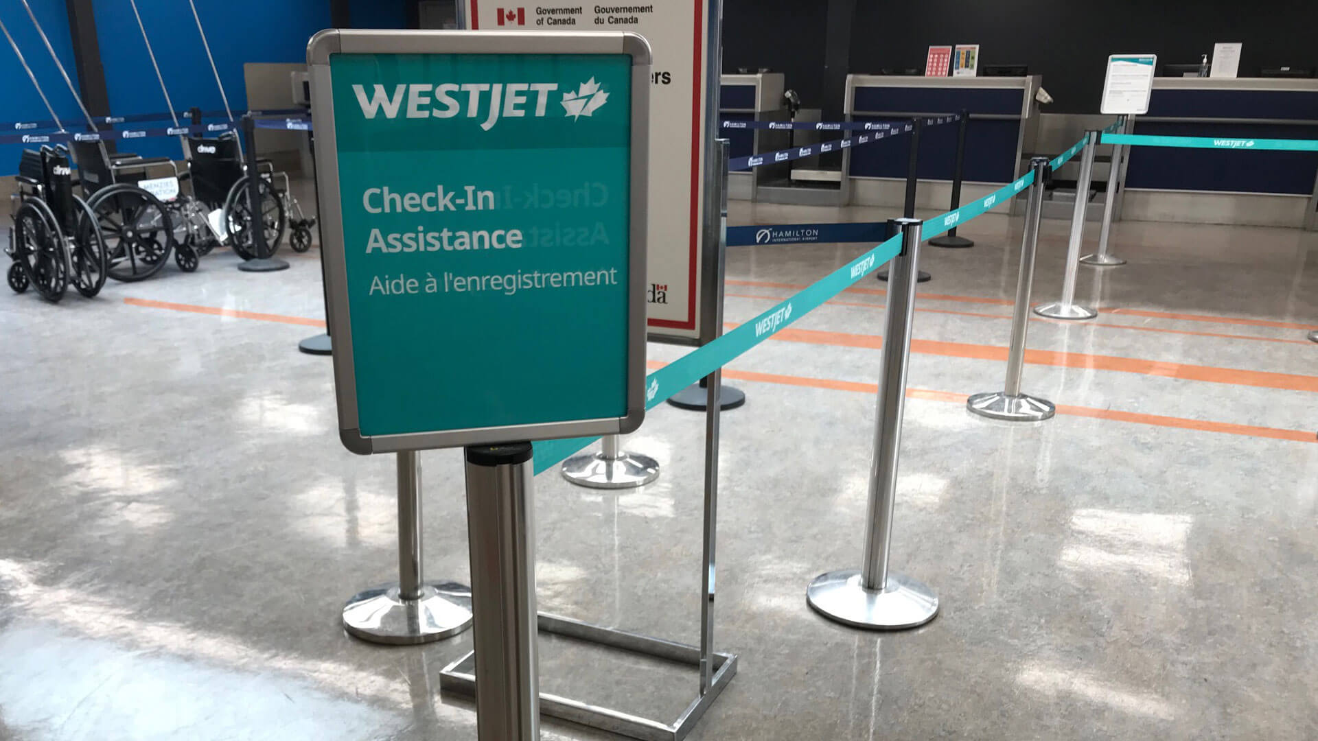 Airport,Queuing,Signage,SublimatedBelts,Stanchions